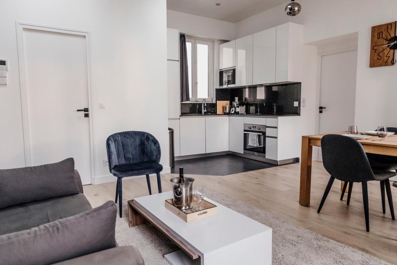 Luxury Apartment Elysees Париж Екстер'єр фото