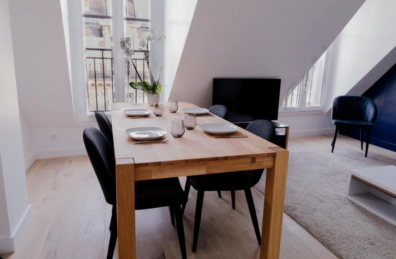 Luxury Apartment Elysees Париж Екстер'єр фото